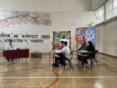 tamna strana meseca.jpg